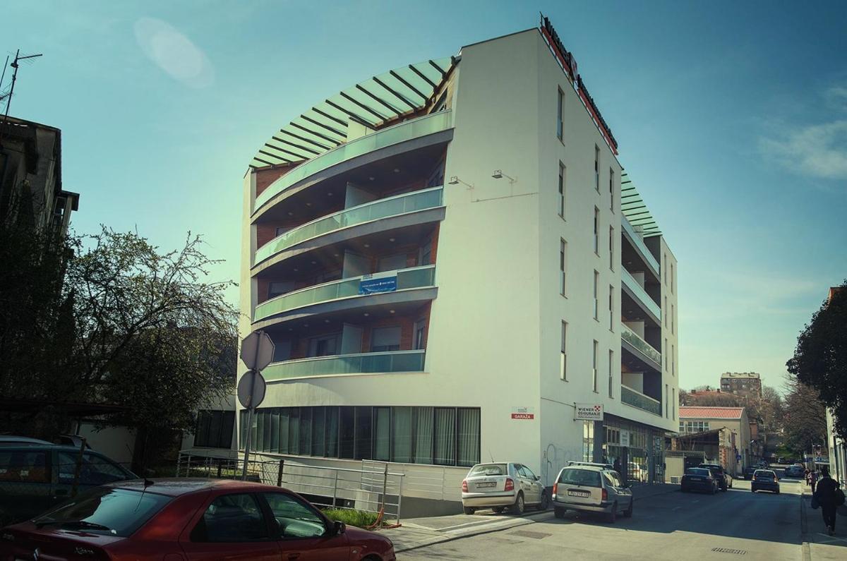 Pula City Business Apartments Экстерьер фото